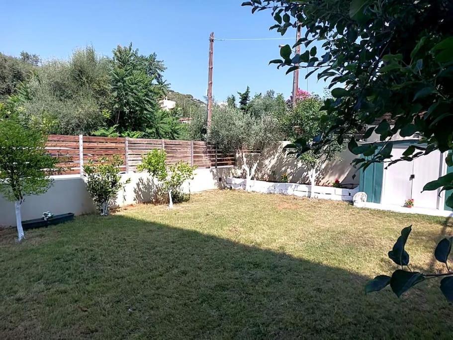 Aurora Lagonissi Holiday home *